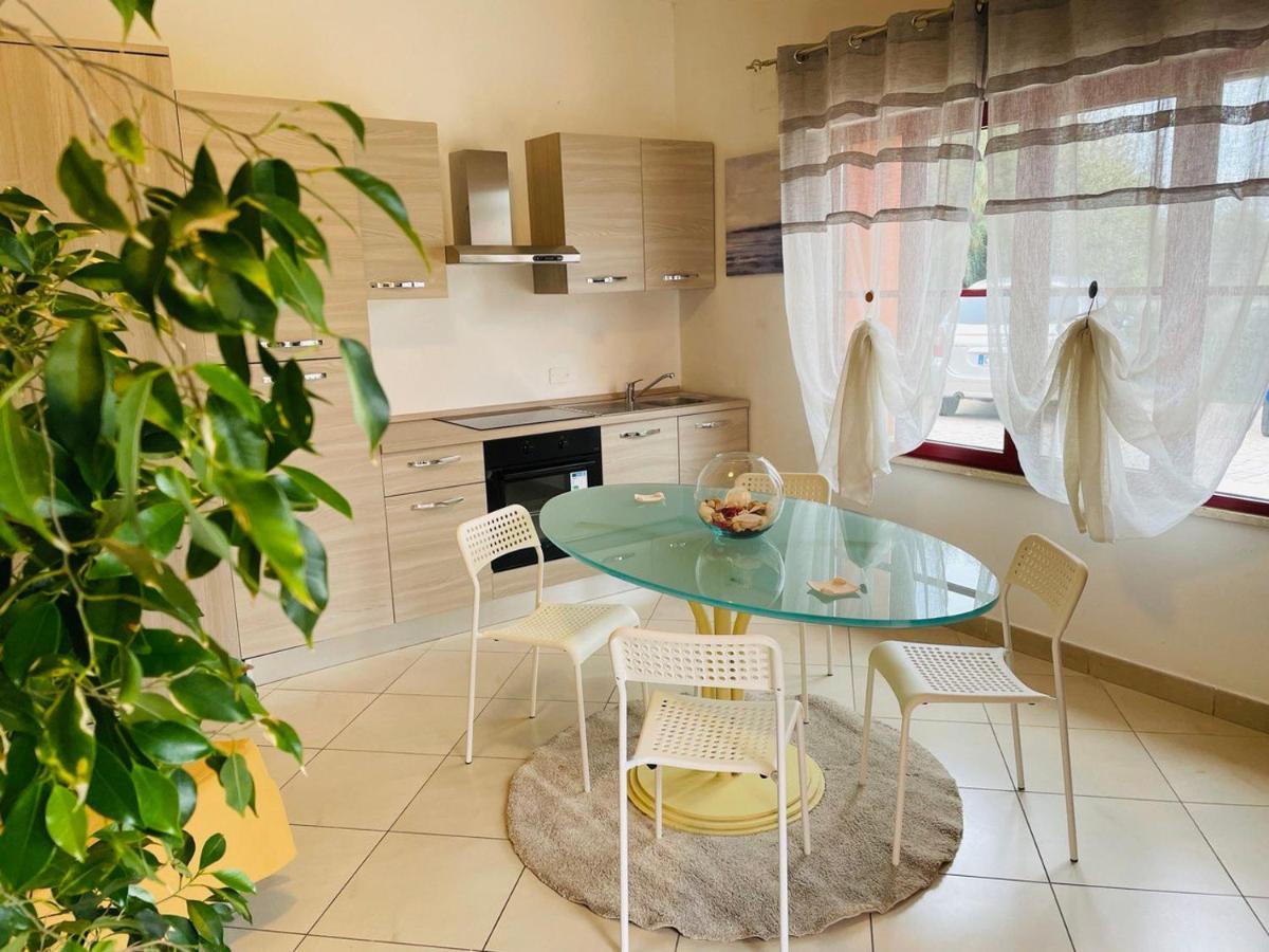 تيرّينْيا Regina Del Mare Holiday Apartments المظهر الخارجي الصورة
