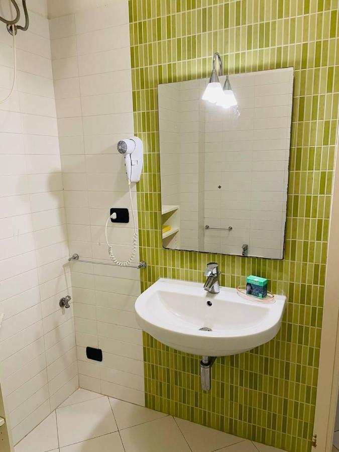 تيرّينْيا Regina Del Mare Holiday Apartments المظهر الخارجي الصورة