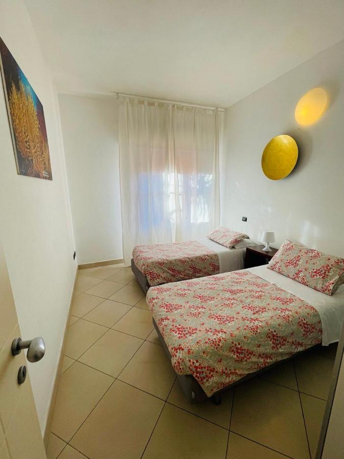 تيرّينْيا Regina Del Mare Holiday Apartments المظهر الخارجي الصورة