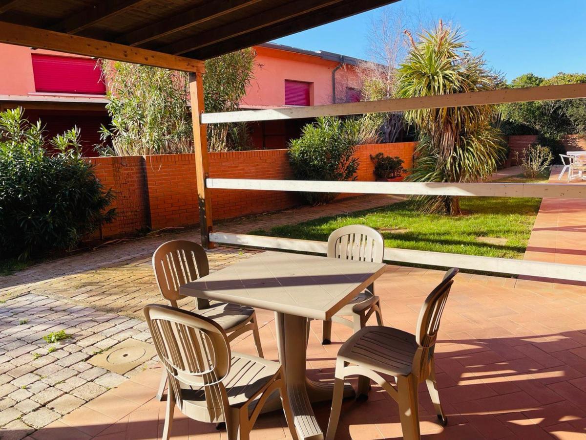 تيرّينْيا Regina Del Mare Holiday Apartments المظهر الخارجي الصورة
