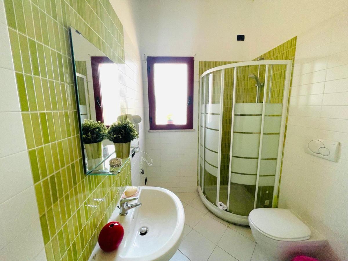 تيرّينْيا Regina Del Mare Holiday Apartments المظهر الخارجي الصورة