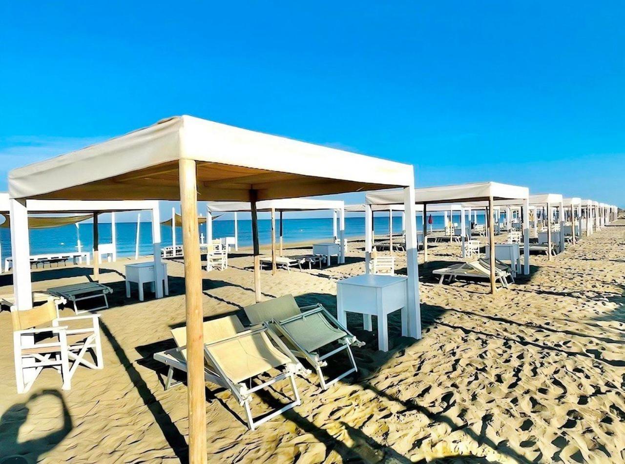 تيرّينْيا Regina Del Mare Holiday Apartments المظهر الخارجي الصورة